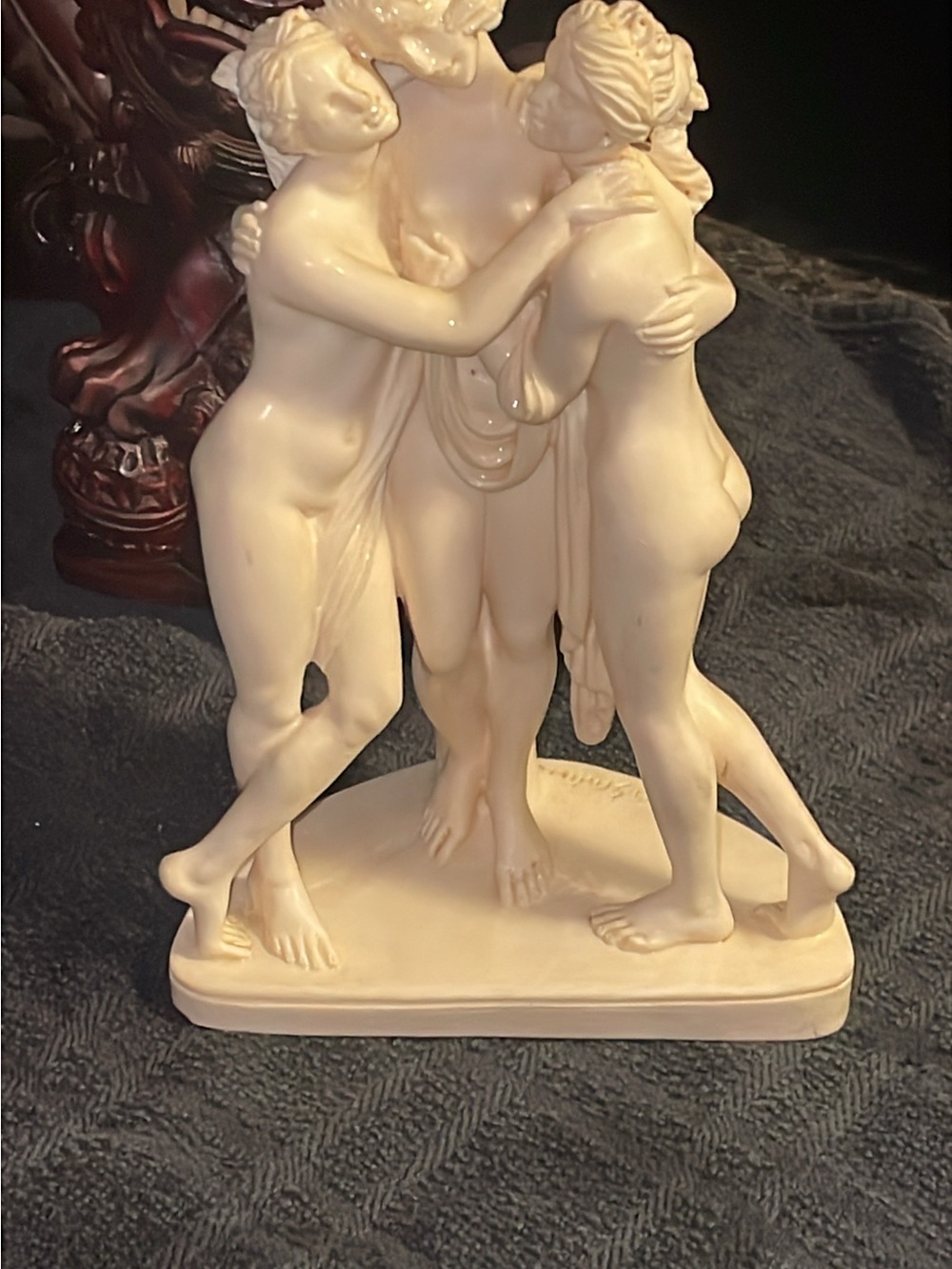 Classic Cream Three Graces Figurine - Decorative Home Art